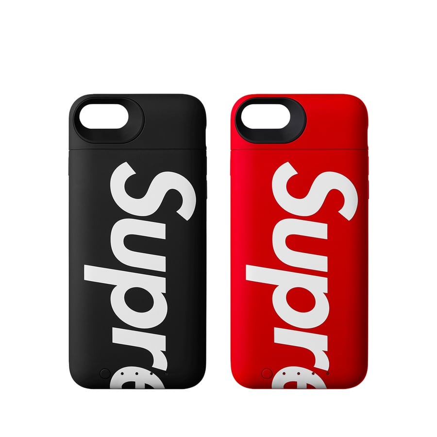 Supreme Supreme mophie iPhone 8 Juice Pack Air released during fall winter 18 season