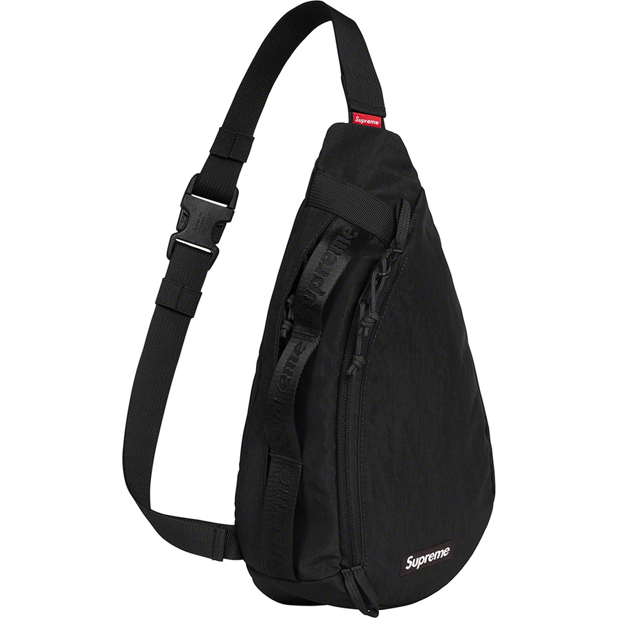Details on Sling Bag Black from fall winter
                                                    2020 (Price is $78)