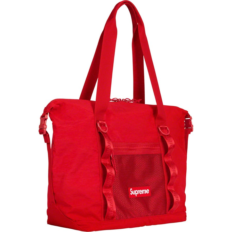 Details on Zip Tote Dark Red from fall winter
                                                    2020 (Price is $110)