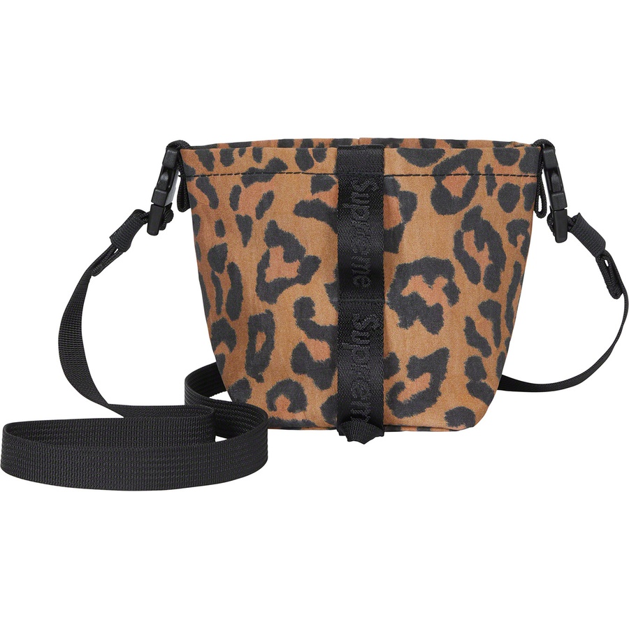 Details on Neck Pouch Leopard from fall winter
                                                    2020 (Price is $38)