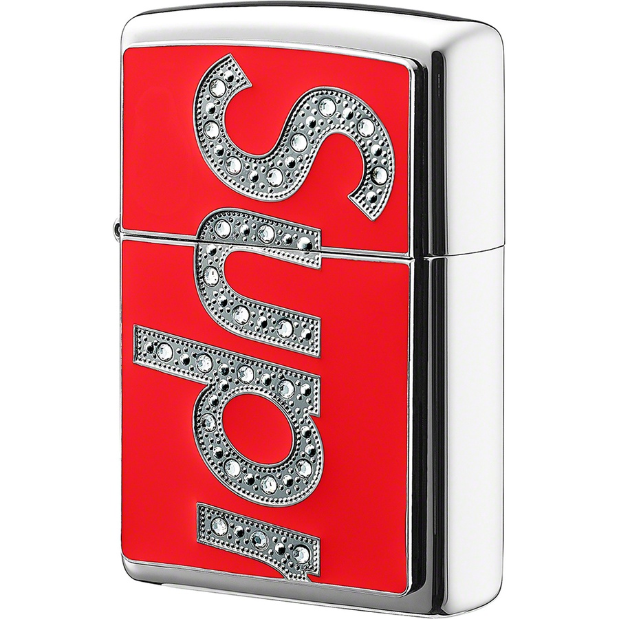 Details on Swarovski Zippo Red from fall winter
                                                    2020 (Price is $78)