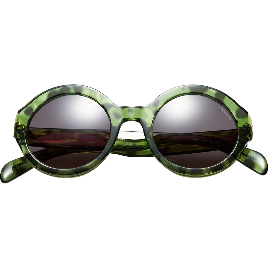 Details on Downtown Sunglasses Green Tortoise from spring summer
                                                    2021 (Price is $178)