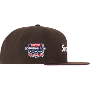 supreme no comp box logo new era