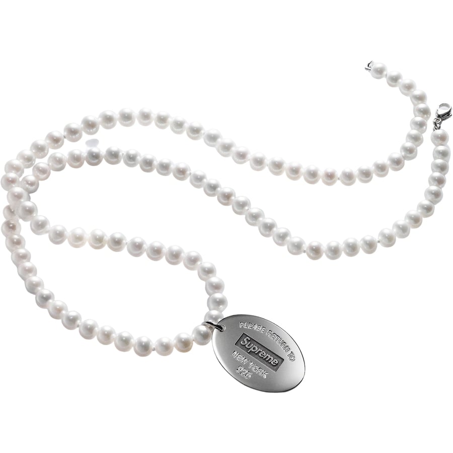 Supreme Supreme Tiffany & Co. Return to Tiffany Oval Tag Pearl Necklace releasing on Week 12 for fall winter 2021