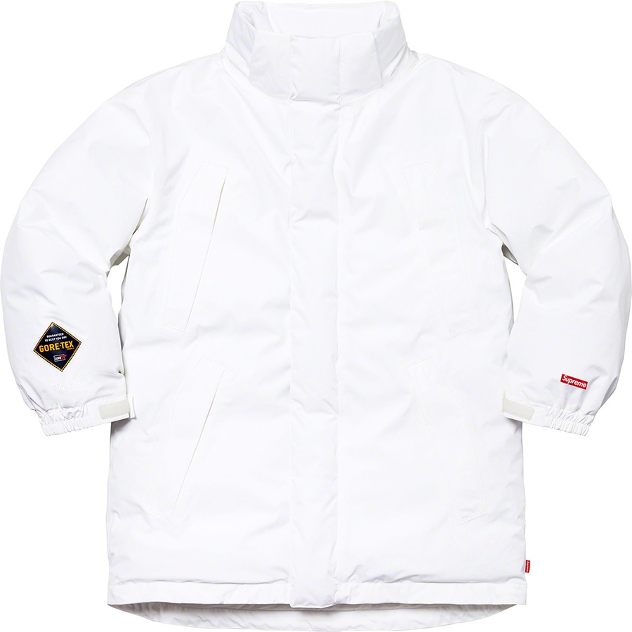Details on GORE-TEX 700-Fill Down Parka White from fall winter
                                                    2021 (Price is $568)