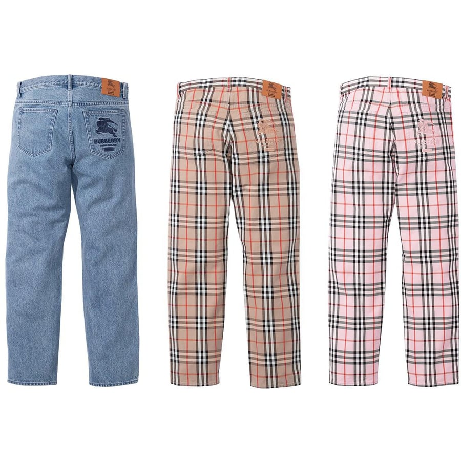 Details on Supreme Burberry Regular Jean from spring summer
                                            2022 (Price is $198)