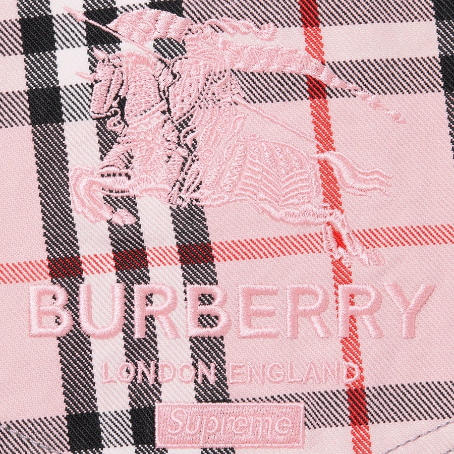 Details on Supreme Burberry Regular Jean Pink from spring summer
                                                    2022 (Price is $198)