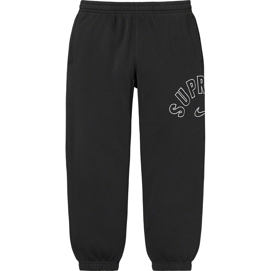Details on Supreme Nike Arc Sweatpant Black from spring summer
                                                    2022 (Price is $138)