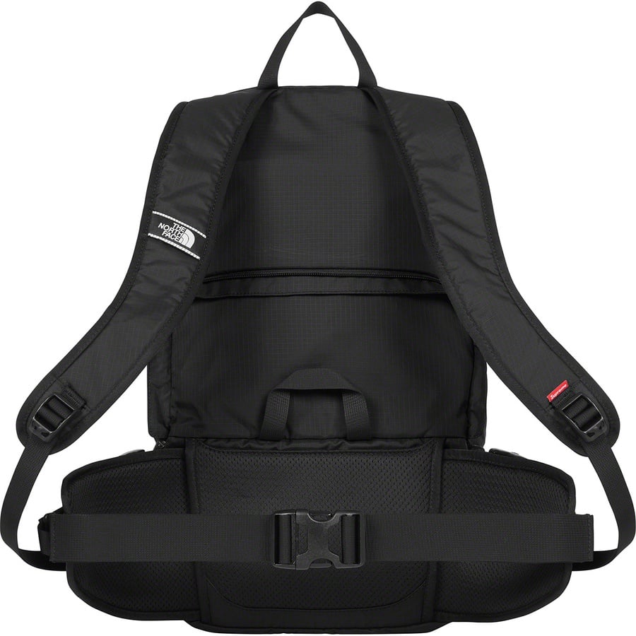 Details on Supreme The North Face Trekking Convertible Backpack + Waist Bag Black from spring summer
                                                    2022 (Price is $168)