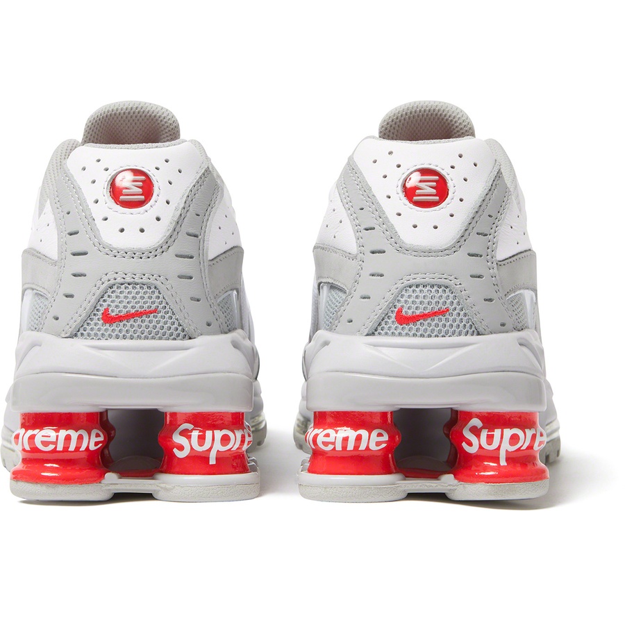 Details on Supreme Nike Shox Ride 2 White from spring summer
                                                    2022 (Price is $188)