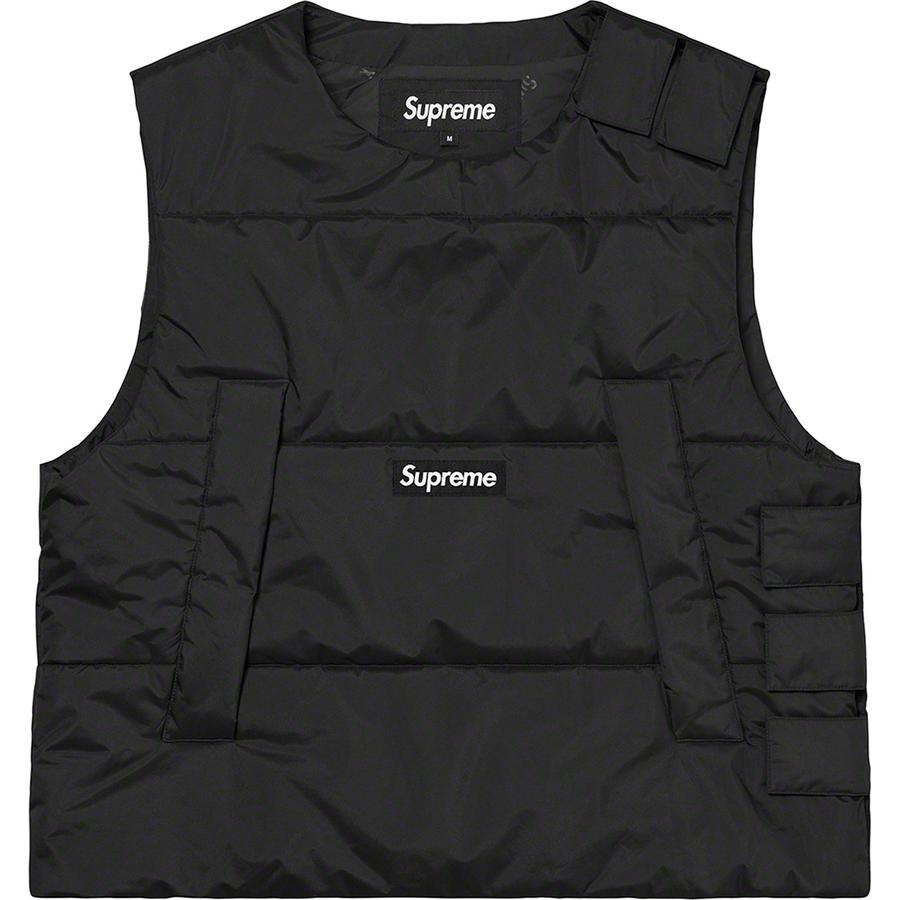 Details on 2-in-1 GORE-TEX Shell + WINDSTOPPER Vest  from fall winter
                                                    2022 (Price is $498)