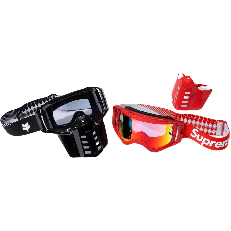 Details on Supreme Fox Racing Goggles from fall winter
                                            2023 (Price is $158)