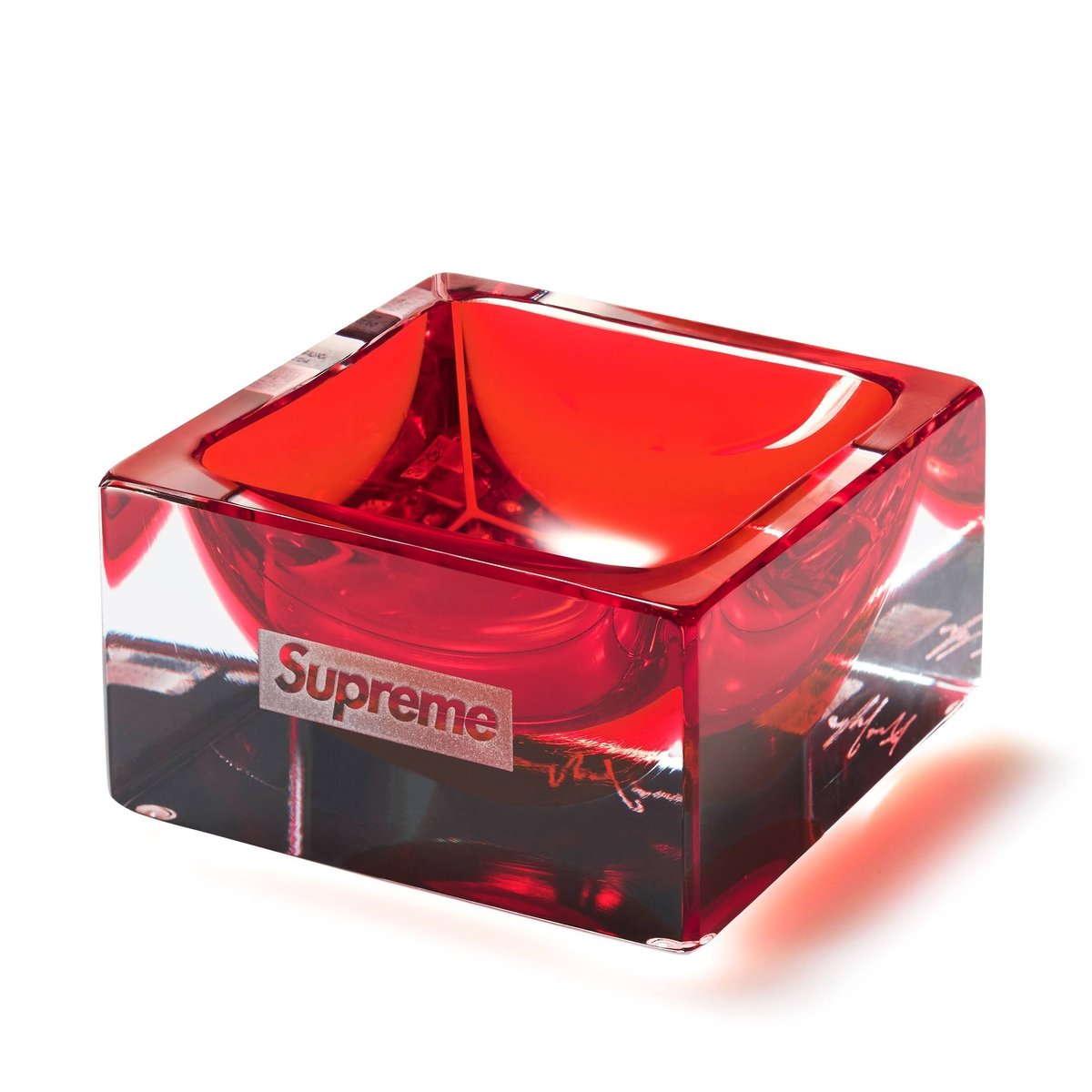 Details on Supreme Murano Ashtray from fall winter
                                            2024