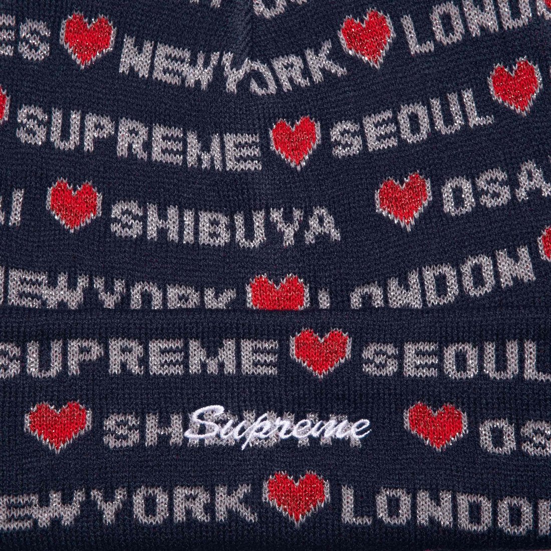 Details on Hearts Beanie Navy from fall winter
                                                    2024 (Price is $40)