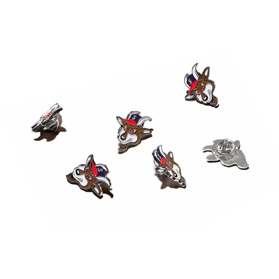 Details on Goat Pin from spring summer
                                            2022 (Price is $8)