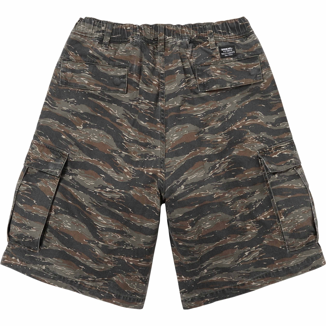 Details on Cargo Short Oliver Tiger Camo from spring summer
                                                    2024 (Price is $138)