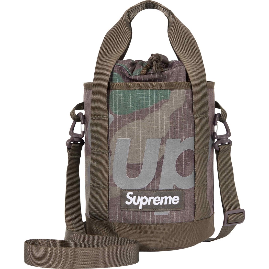 Details on Cinch Bag Woodland Camo from spring summer
                                                    2024 (Price is $78)