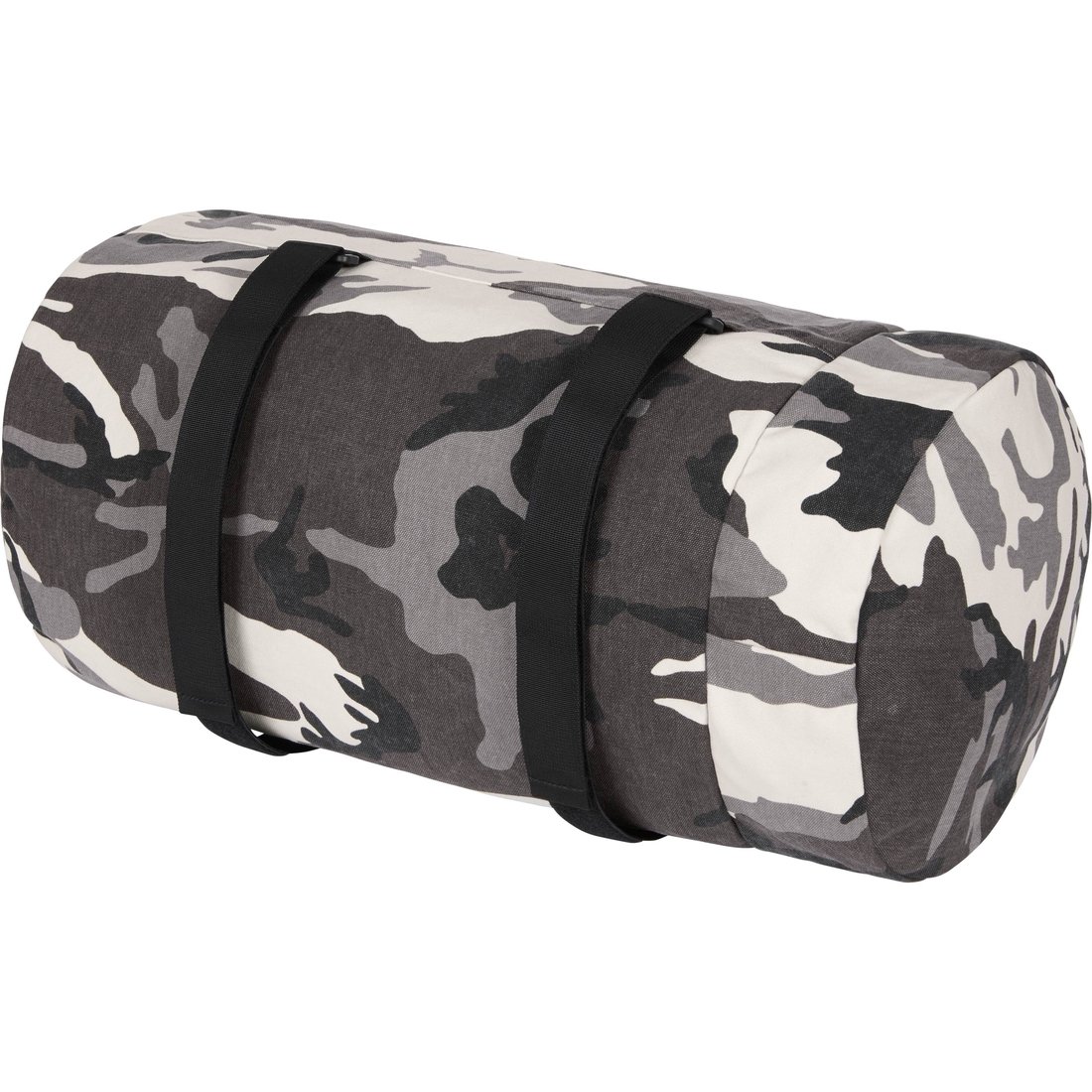 Details on Duffle Bag Snow Camo from spring summer
                                                    2025 (Price is $168)